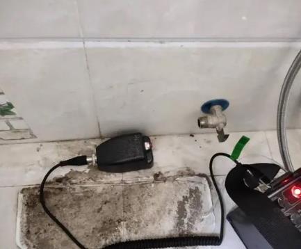 突泉屋顶漏水维修公司分享下卫生间漏水的危害及解决方法